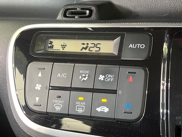 HONDA N BOX CUSTOM 2015