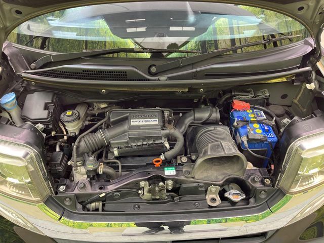 HONDA N BOX CUSTOM 2015