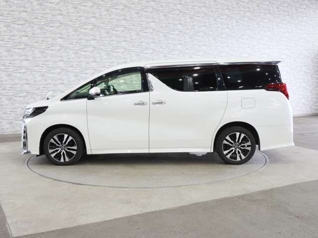 TOYOTA ALPHARD 4WD 2018