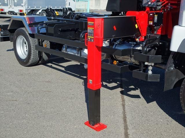 MITSUBISHI FUSOU FIGHTER 2025