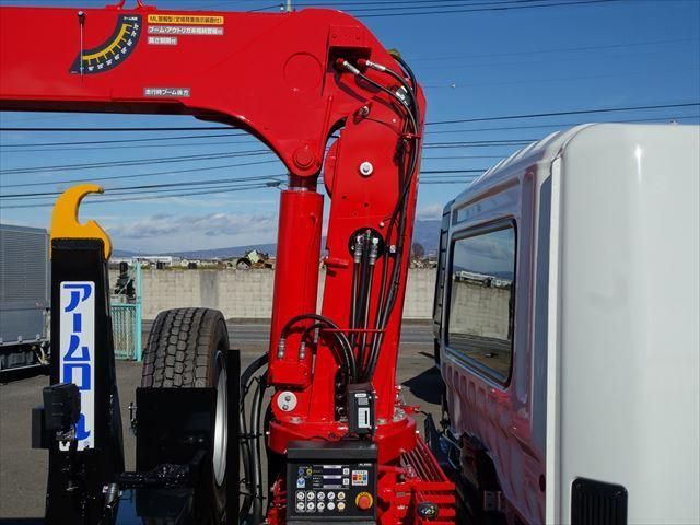 MITSUBISHI FUSOU FIGHTER 2025