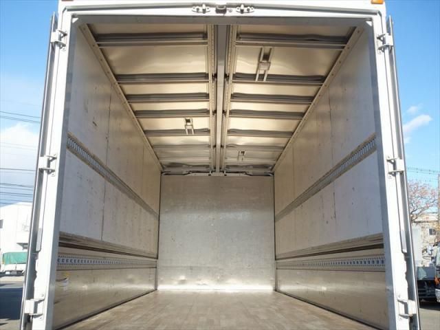 MITSUBISHI FUSOU FIGHTER 2020