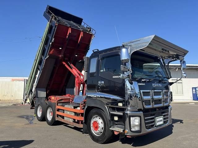 ISUZU GIGA 2013