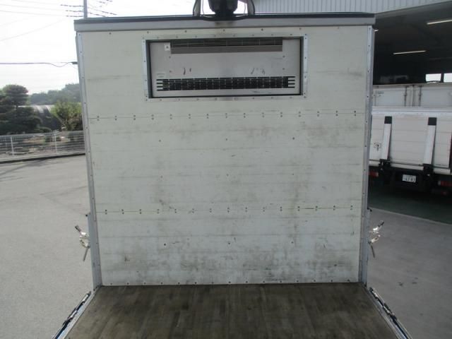 MITSUBISHI FUSOU FIGHTER 2011