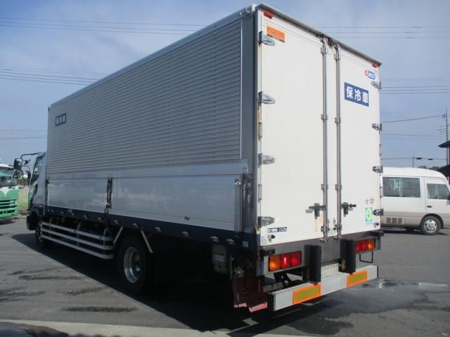 MITSUBISHI FUSOU FIGHTER 2011