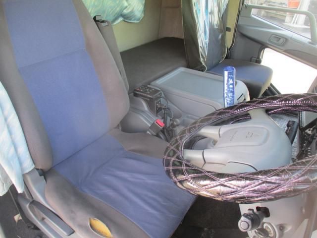 MITSUBISHI FUSOU FIGHTER 2011