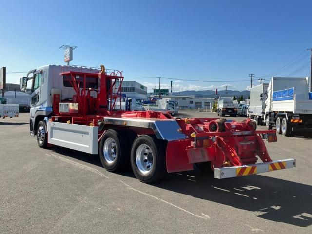 MITSUBISHI FUSOU SUPER GREAT 2016