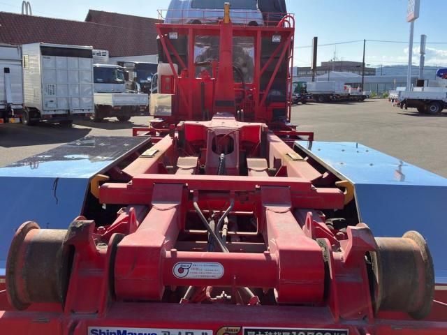 MITSUBISHI FUSOU SUPER GREAT 2016