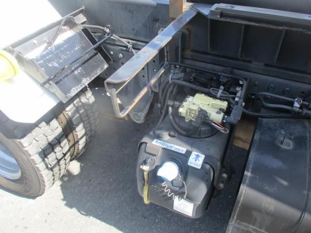 MITSUBISHI CANTER 2017