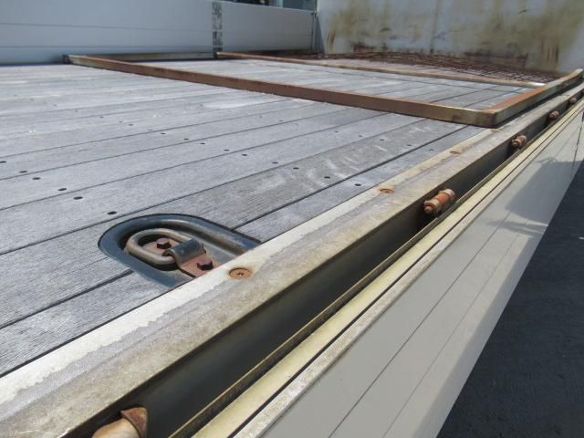 NISSAN DIESEL Quon 2007