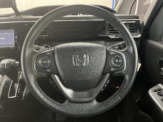 HONDA STEPWAGON 2019