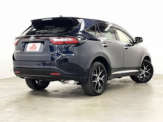 TOYOTA HARRIER 2WD 2016