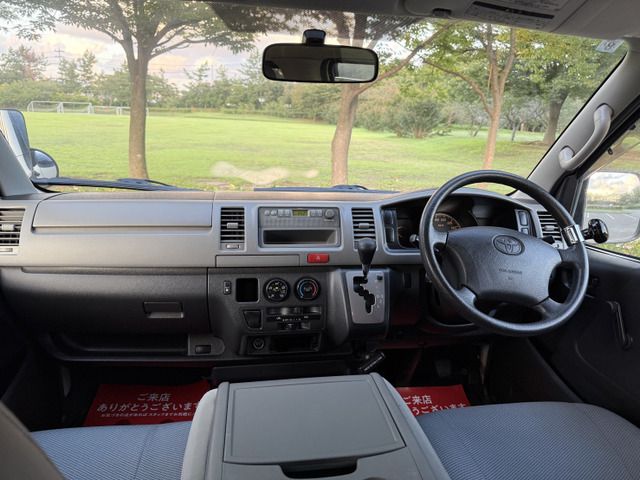 TOYOTA HIACE van 4WD 2005