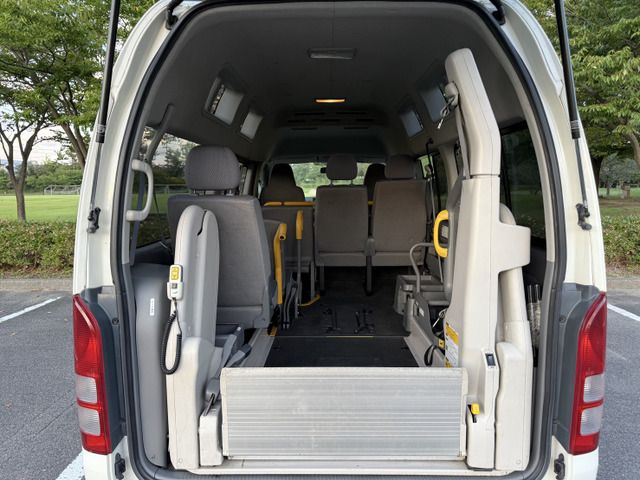 TOYOTA HIACE van 4WD 2005