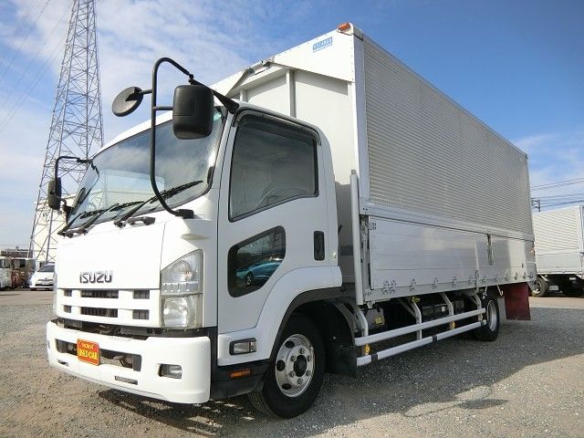 ISUZU FORWARD 2009