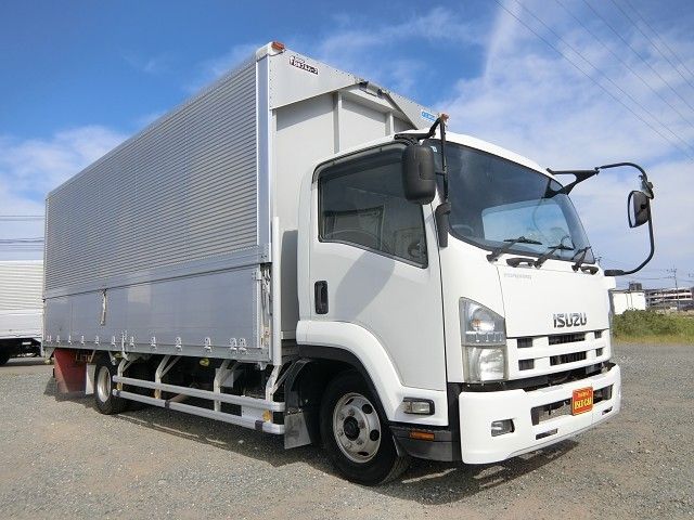 ISUZU FORWARD 2009