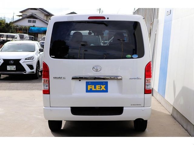 TOYOTA HIACE van 2WD 2018