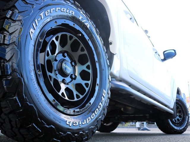 TOYOTA HILUX 4WD 2022