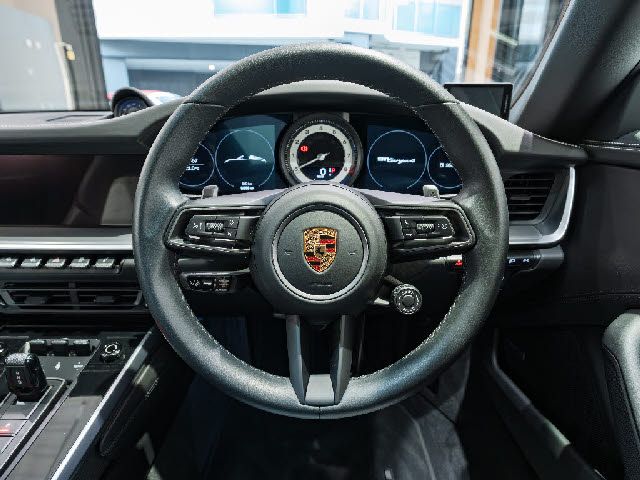 PORSCHE PORSCHE 911 2023