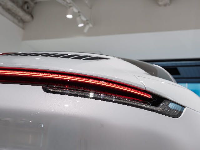 PORSCHE PORSCHE 911 2023