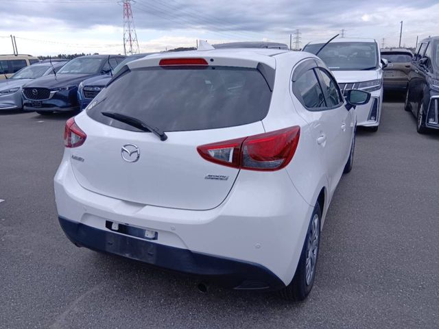 MAZDA DEMIO 2019
