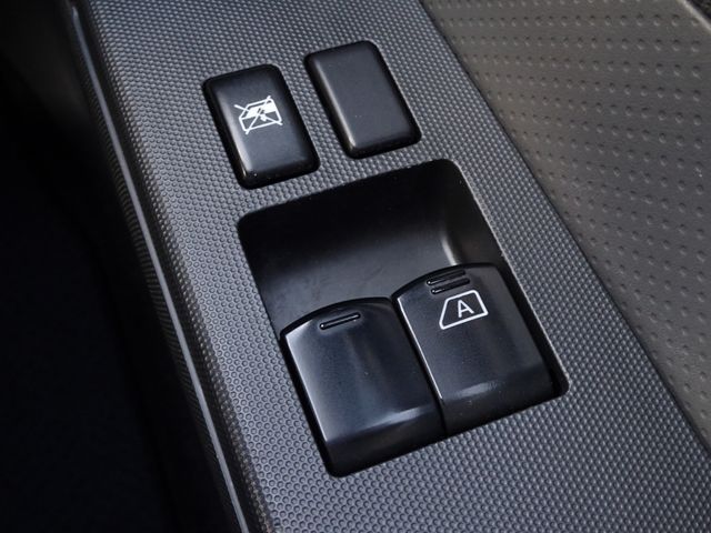 NISSAN NV150 AD 2WD 2020