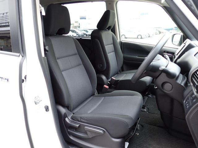 NISSAN SERENA  S-HYBRID 2020