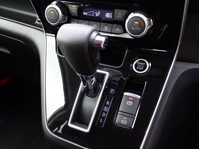 NISSAN SERENA  S-HYBRID 2020