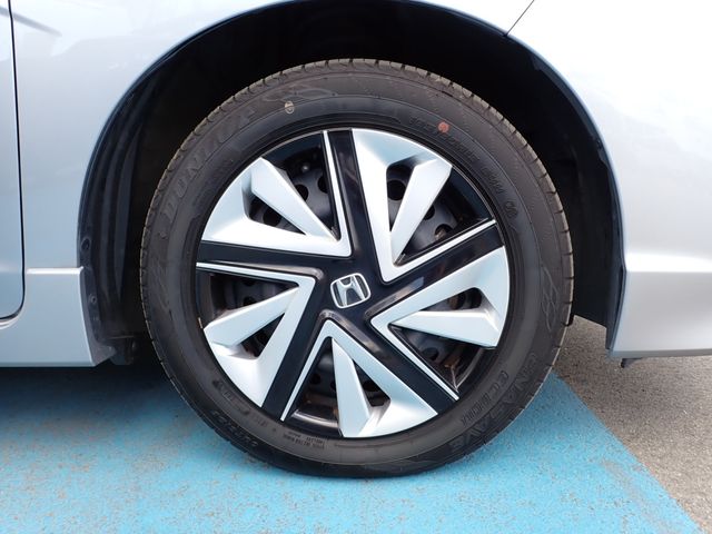 HONDA SHUTTLE HYBRID 2022