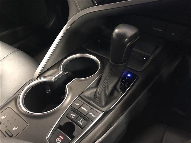 TOYOTA CAMRY HYBRID 2022