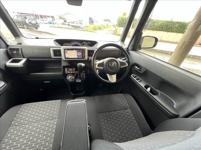 TOYOTA PIXIS MEGA 2020