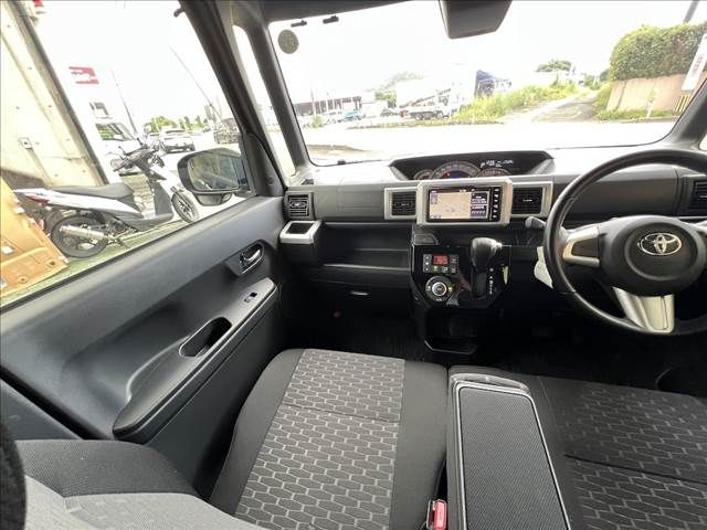 TOYOTA PIXIS MEGA 2020