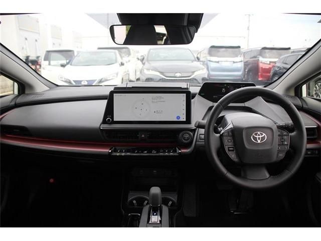 TOYOTA PRIUS 4WD 2024