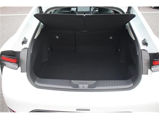 TOYOTA PRIUS 4WD 2024