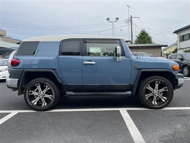 TOYOTA FJ CRUISER 4WD 2014