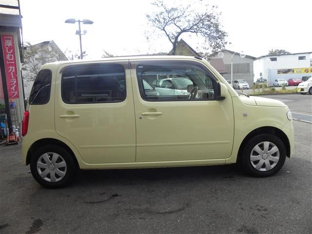 DAIHATSU MIRA Cocoa 2010