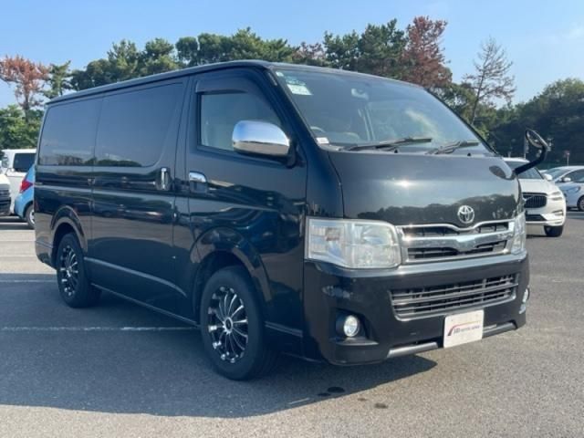 TOYOTA HIACE van 2WD 2012
