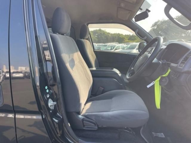 TOYOTA HIACE van 2WD 2012