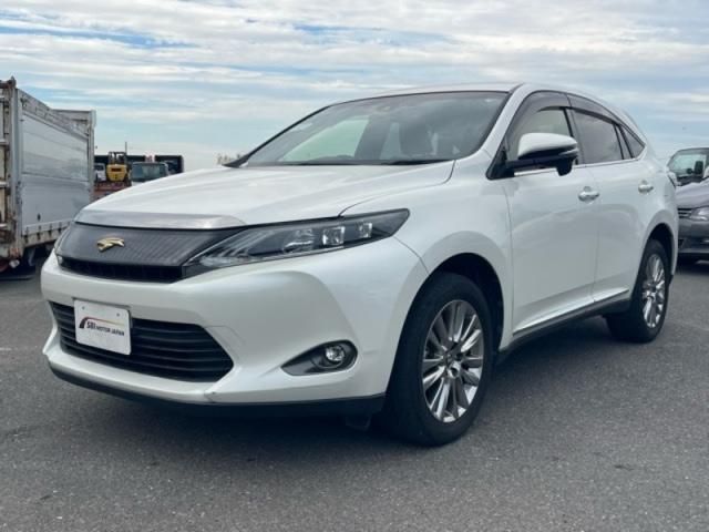 TOYOTA HARRIER 2WD 2017