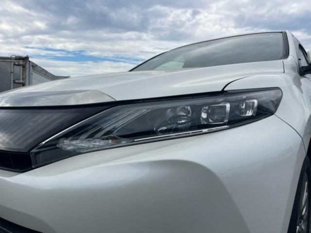 TOYOTA HARRIER 2WD 2017