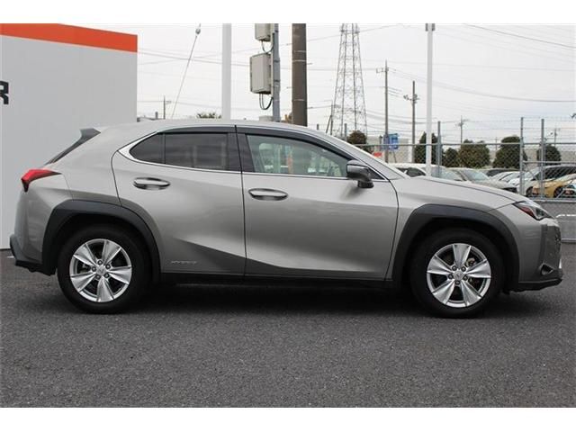 TOYOTA LEXUS UX250h AWD 2018
