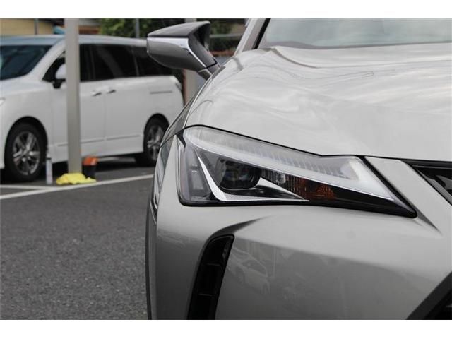 TOYOTA LEXUS UX250h AWD 2018