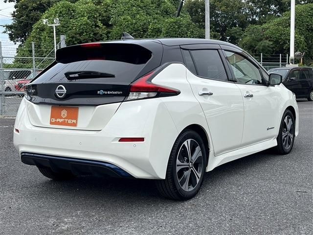 NISSAN LEAF 2021