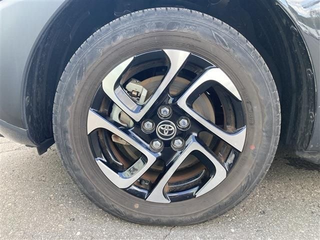 TOYOTA SIENTA HYBRID 2022