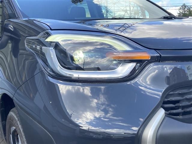 TOYOTA SIENTA HYBRID 2022