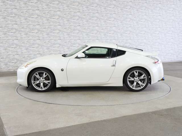 NISSAN FAIRLADY Z 2010
