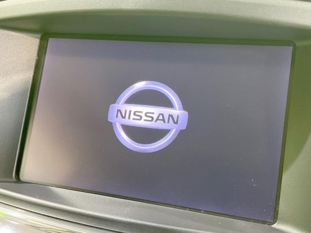 NISSAN ELGRAND  4WD 2012