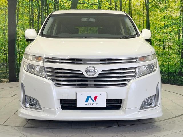 NISSAN ELGRAND  4WD 2012