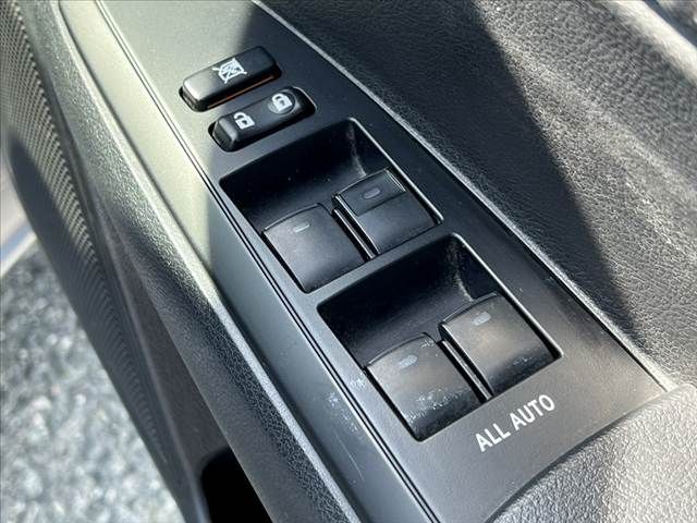 TOYOTA COROLLA FIELDER 2016