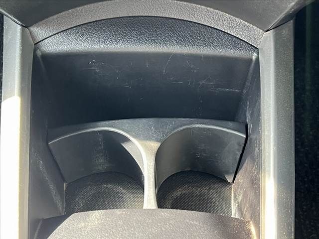 TOYOTA COROLLA FIELDER 2016